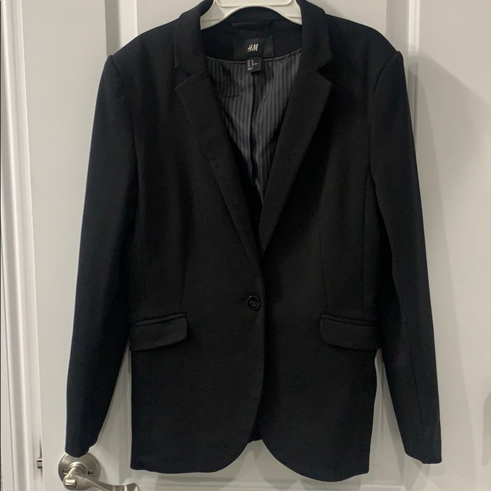 H&M black blazer